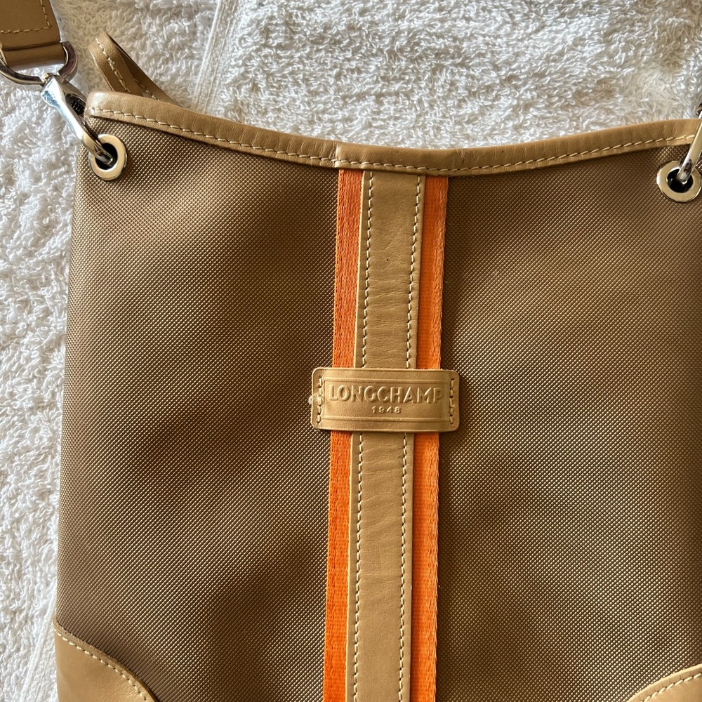 AUTHENTIC LONG CHAMP TAN/ ORANGE CROSSBODY BAG.